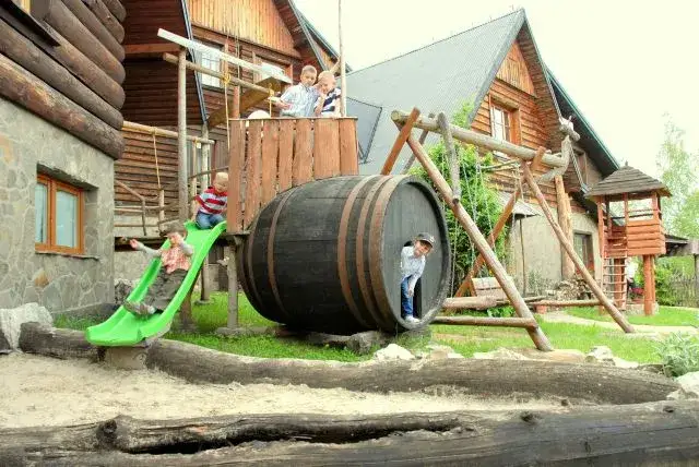 Bacówka Biały Jeleń: Czy warto odwiedzić? Zbalansowane opinie.