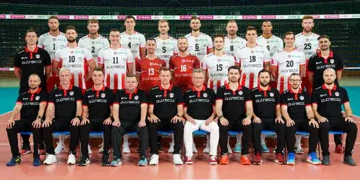 PlusLiga statystyki: Odkryj, jak drużyny i zawodnicy radzą sobie w lidze