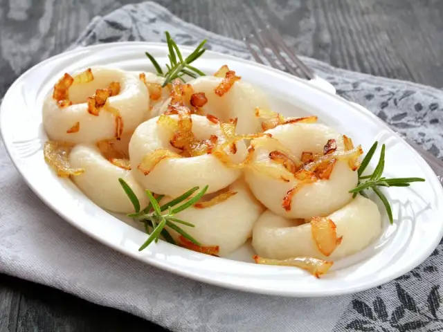 Idealne kluski śląskie: Sekret, by się nie skleiły