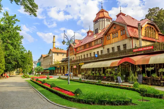 Kudowa-Zdrój: Atrakcje, które musisz zobaczyć w uzdrowisku i Górach Stołowych