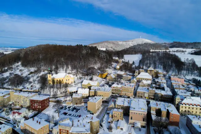 Atrakcje w Boguszowie-Gorcach, które musisz zobaczyć i przeżyć