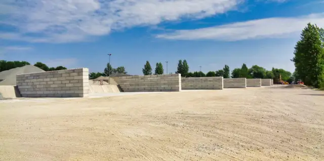 Fundamenty: bloczki czy lany beton? Wybierz mądrze! Porównanie eksperta