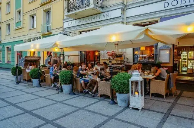 Gdzie zjeść w Częstochowie? Odkryj najlepsze restauracje na każdą okazję