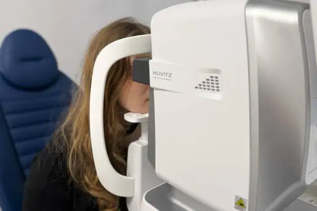 Kiedy do okulisty po porodzie? Ważne informacje dla świeżo upieczonych mam