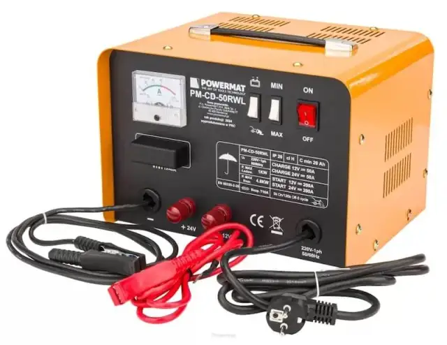 Awaria akumulatora? Jak bezpiecznie używać prostownika z rozruchem