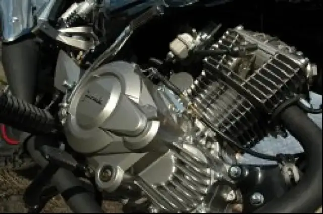 Jakie przebiegi wytrzymują silniki motocyklowe 125? Sprawdź, co wpływa na ich żywotność