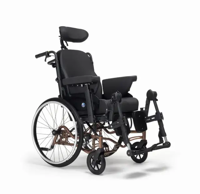 Jak złożyć wózek inwalidzki w prosty sposób i uniknąć błędów