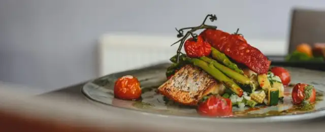 Gdzie zjeść w Bytomiu? Odkryj najlepsze lokale i smaki