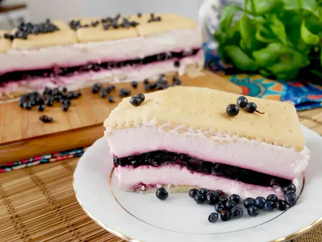 Pyszne dietetyczne ciasto z jagodami bez wyrzutów sumienia – zdrowy deser dla każdego