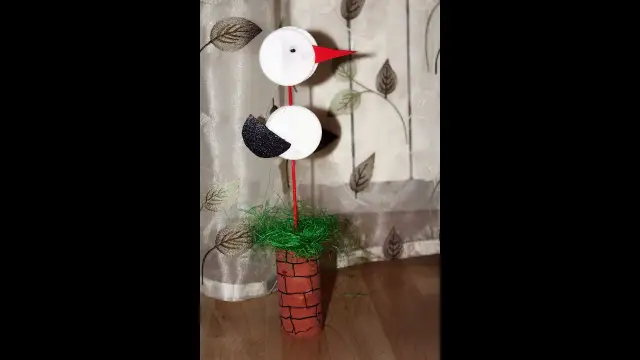 Jak zrobić bociana z rolki papieru – proste i kreatywne pomysły dla dzieci