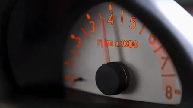 Jak podłączyć obrotomierz do alternatora - uniknij błędów w instalacji