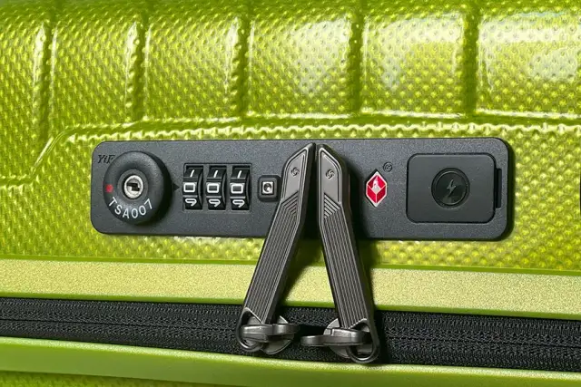 Jak zmienić kod w walizce Puccini i zabezpieczyć swój bagaż