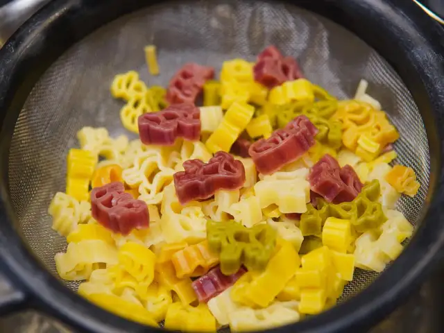 Jak gotować makaron idealnie: unikaj najczęstszych błędów