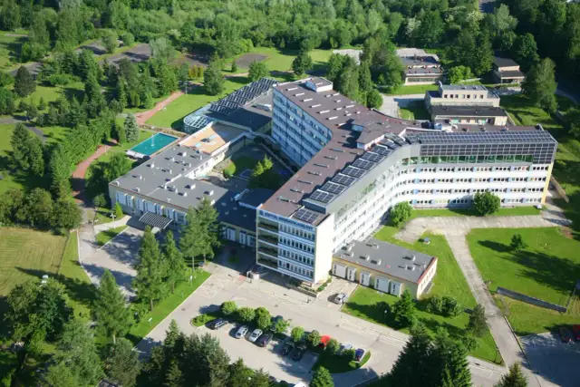 Ile trwa pobyt w szpitalu reumatologicznym Ustroniu? Sprawdź teraz.