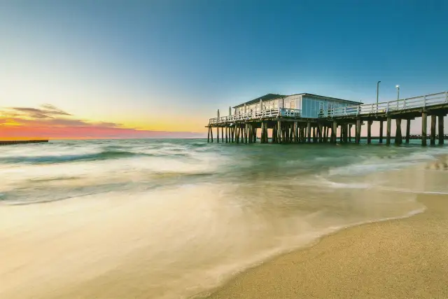 Ustronie Morskie atrakcje: Odkryj więcej niż tylko plażę!