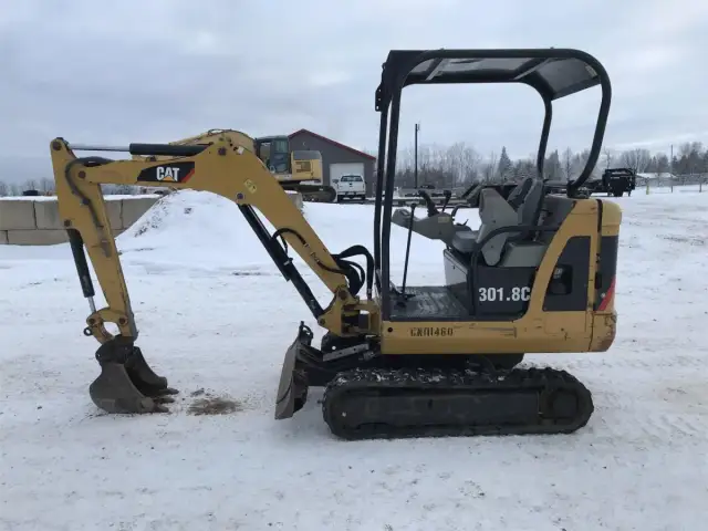 Ile kosztuje koparka? Poznaj ceny zakupu i wynajmu maszyn budowlanych