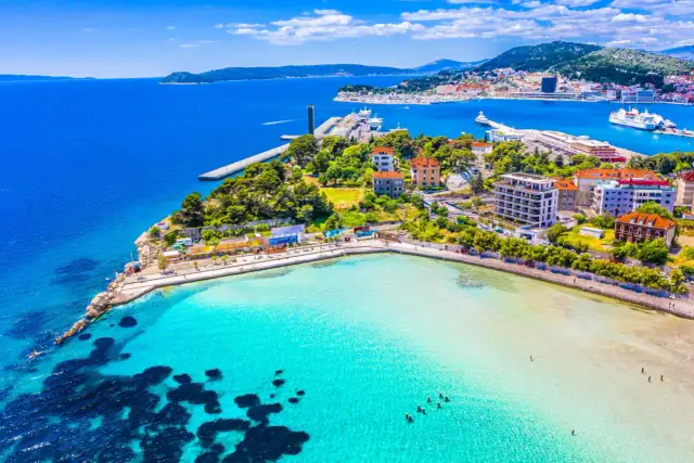 Split: Przewodnik po atrakcjach, plażach i sekretach Dalmacji