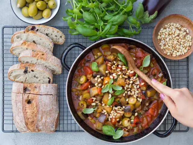 Kiedy jest sezon na brokuły? Odkryj najlepszy czas na świeże warzywa