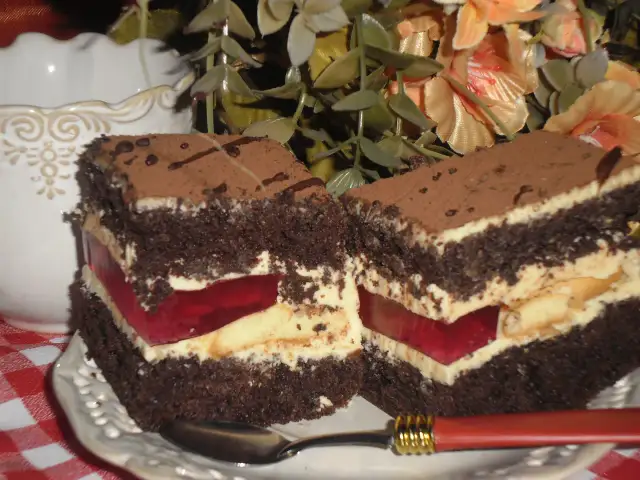 Przepis na ciasto cygan – prosty sposób na pyszny deser, który zaskoczy