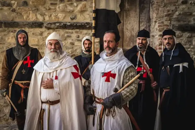 Zakony Rycerskie: Templariusze, Joannici, Krzyżacy - Historia i Tajemnice