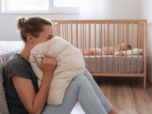 Depresja ciążowa: objawy, leczenie i wsparcie. Rozpoznaj sygnały!