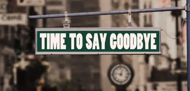 Kiedy zamawiający może odstąpić od umowy? Kluczowe informacje i przykłady