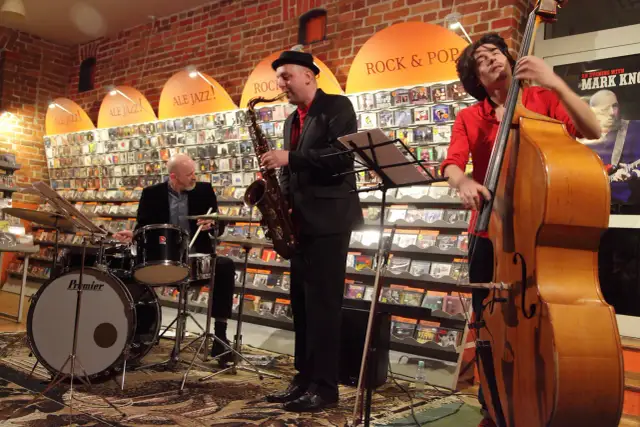 Kluby jazzowe w Łodzi: Gdzie znaleźć najlepsze muzyczne doznania