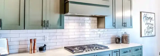 Jak wybrać idealny okap do zabudowy: 5 ważnych kryteriów dla Twojej kuchni