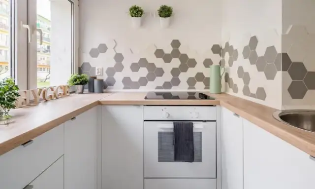 Jak położyć mozaikę w kuchni - uniknij najczęstszych błędów