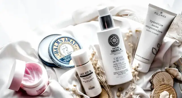 Czym najlepiej zmywać makijaż? Najskuteczniejsze metody i porady dla cery