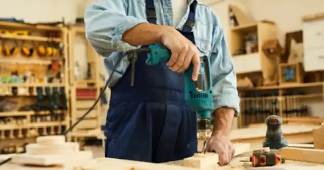 Jaką wiertarkę kupić, aby uniknąć błędów i zaoszczędzić czas?