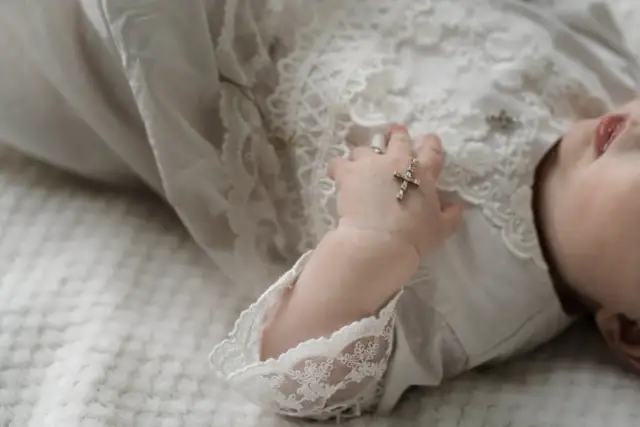 Dlaczego święte obrazki są tak popularne jako pamiątka chrztu?