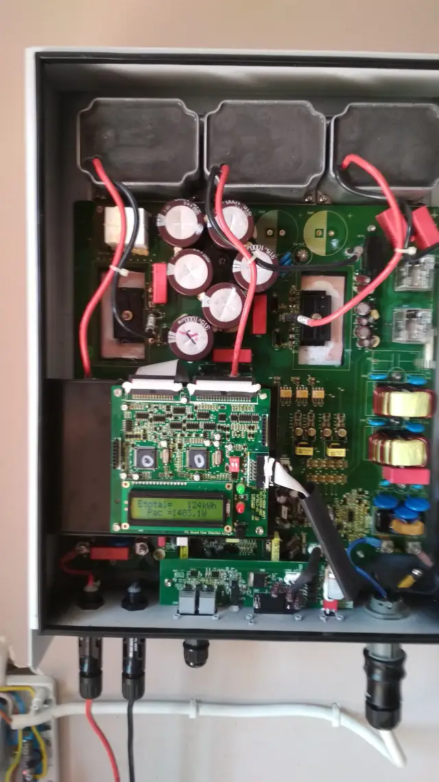 Jak naprawić inwerter? Skuteczne sposoby rozwiązania problemu krok po kroku