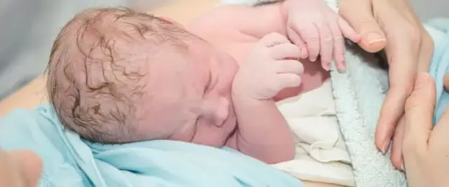 Co boli podczas porodu? Prawda o bólu i jak go złagodzić