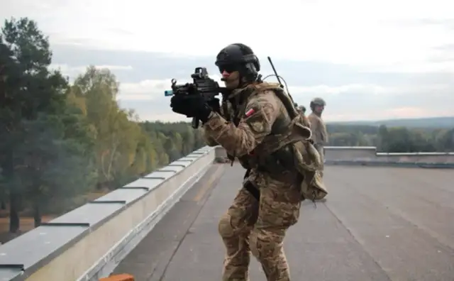 Współczesne umundurowanie jednostek specjalnych – co warto wiedzieć?