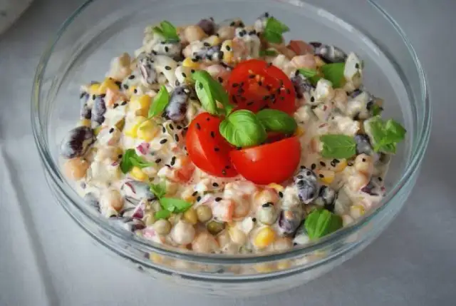 Szybka sałatka w 30 minut – proste przepisy, które zaskoczą każdego