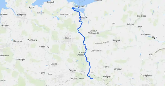 Trasa rowerowa wzdłuż Odry - bezpieczne i malownicze szlaki dla rodzin