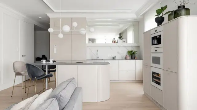 Jakie są teraz modne kuchnie? Odkryj najnowsze trendy i inspiracje