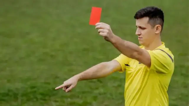 Ile zarabia sędzia na mundialu? Zaskakujące kwoty ujawnione