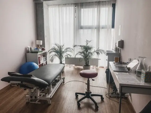 Kiedy do fizjoterapeuty uroginekologicznego po porodzie, aby uniknąć problemów?