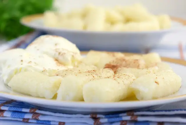 Gdzie kupić kluski ryżowe? Sprawdź najlepsze oferty i sklepy