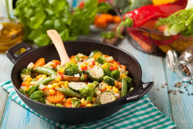 Fit dania obiadowe: smaczne przepisy dla dbających o linię