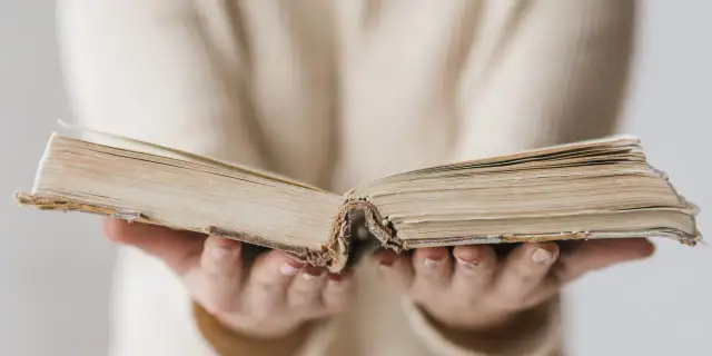 Jak skleić kartki w książkę i uniknąć najczęstszych błędów