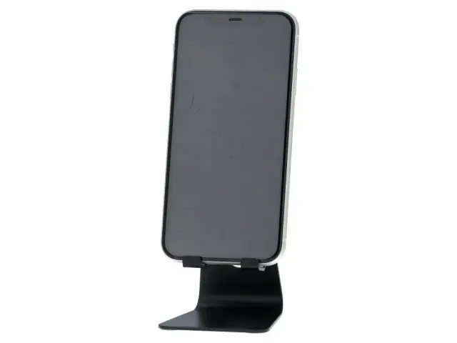 Ile ma cali iPhone 11? Odkryj jego przekątną ekranu 6,1 cala