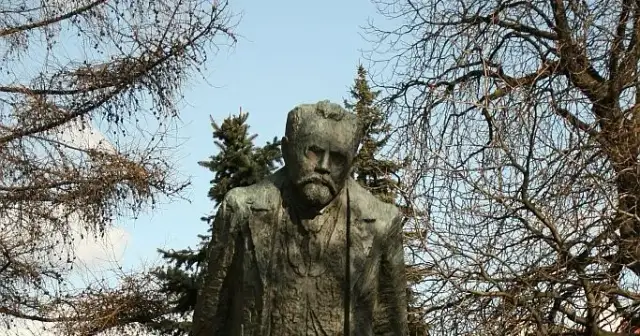 Kiedy powstał pomnik Bolesława Prusa? Zaskakujące fakty i historia