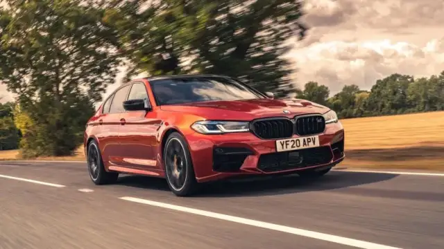 BMW M5 F90 - moc, osiągi i luksus w sportowym sedanie