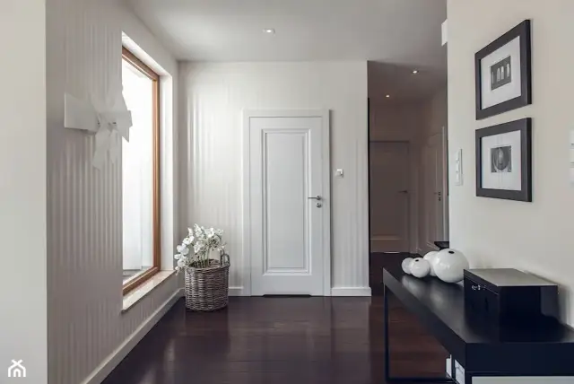 Jaka podłoga do przedpokoju – wybierz trwałe i estetyczne rozwiązania