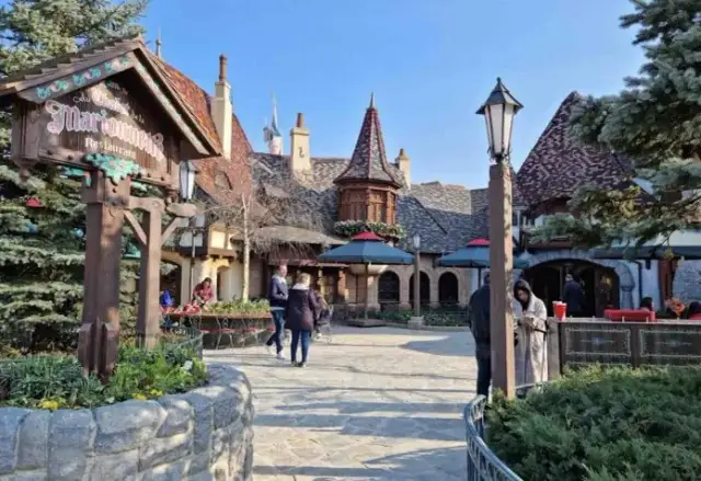 Ile jest Disneylandów na świecie? Odkryj ich lokalizacje i atrakcje