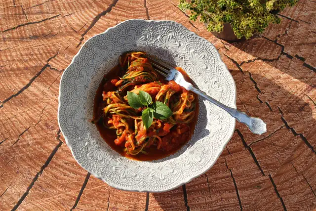 Spaghetti z cukinii: zdrowa alternatywa dla tradycyjnego makaronu