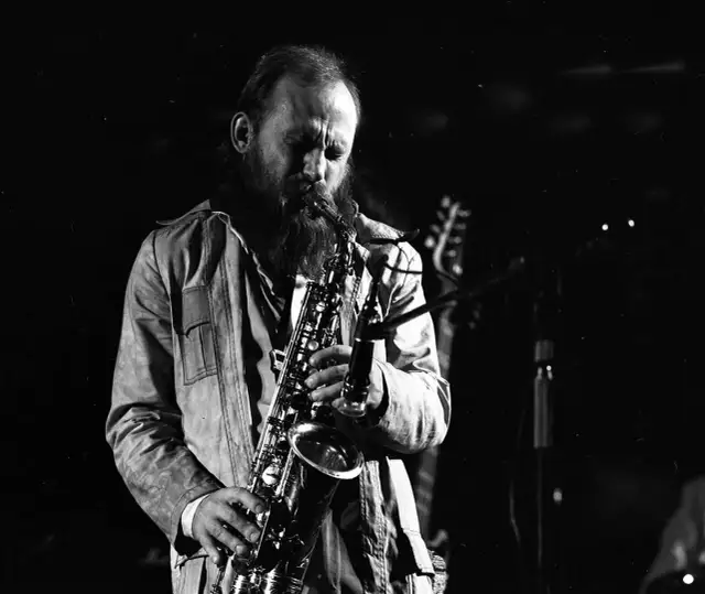 Włodzimierz: niezwykły muzyk jazzowy, który zmienił oblicze polskiej sceny muzycznej